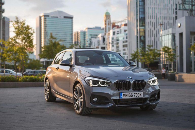 BMW fait un pari fou avec la Série 1 alors que les autres marques ont déjà abandonné.jpg